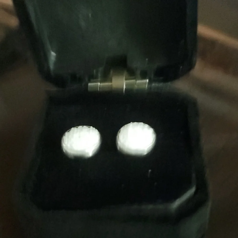 Elegant White Stud Earrings - Picture 3 of 5